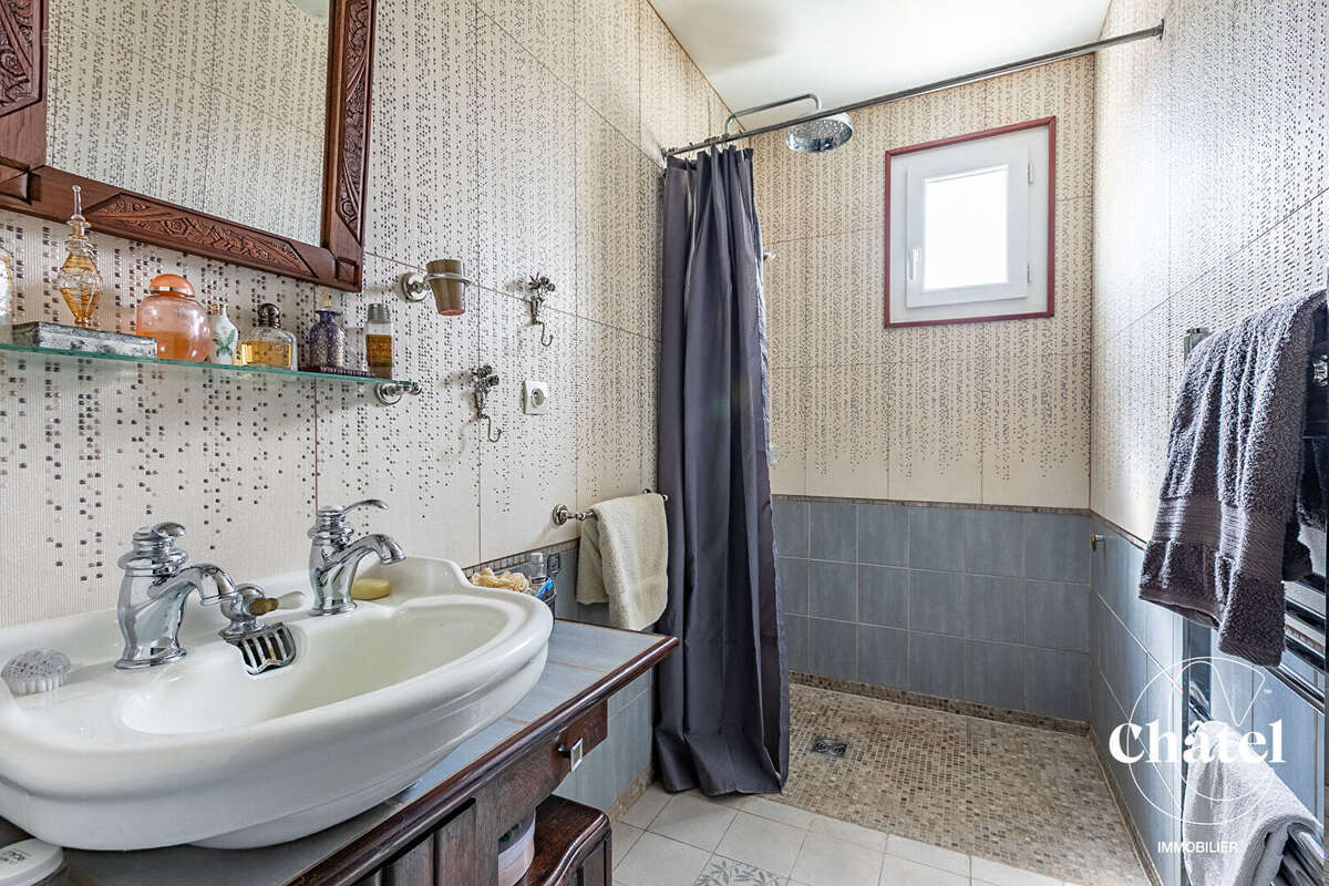 Maison 5 chambres- sous sol - patio , jardin- 5 mn de Gouvieux-15 mn de Chantilly - photo 7