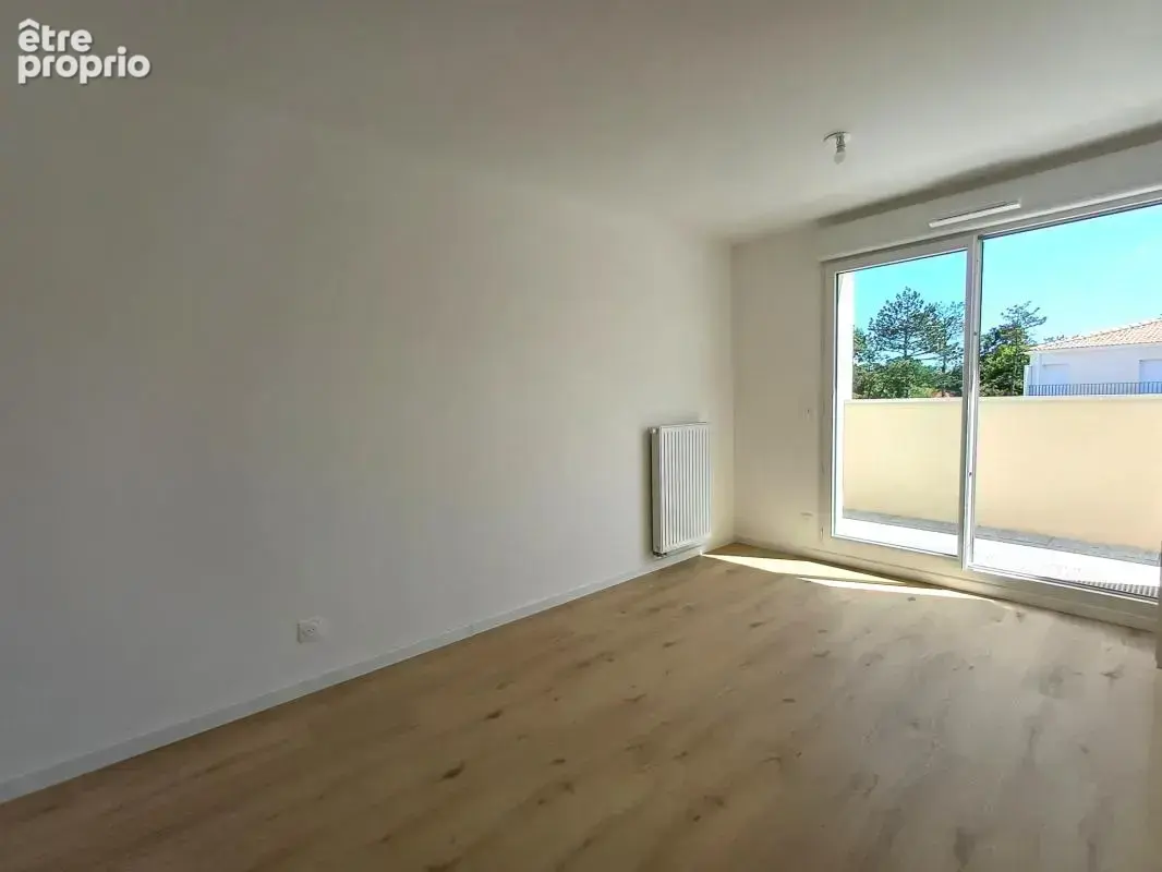 Appartement T2 avec grande terrasse couverte   Centre-ville - photo 2