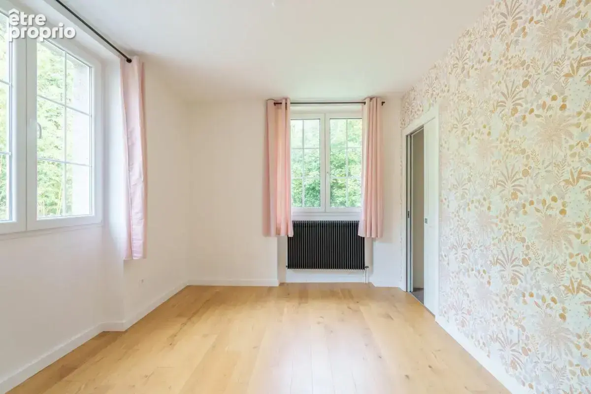Vesoul – une maison familiale aux volumes exceptionnels - photo 11