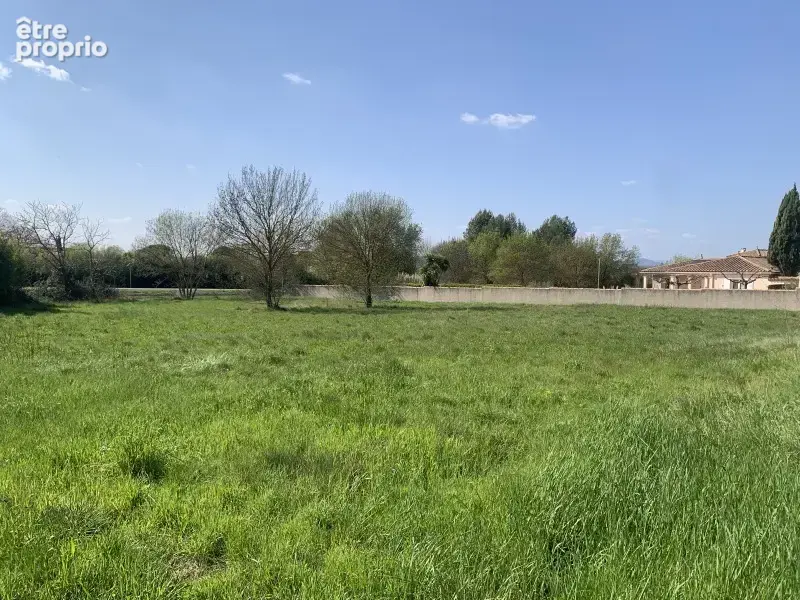 Photo Terrain à Sommieres au prix de 165 000€