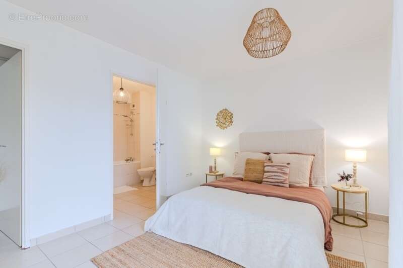 Appartement à CADAUJAC