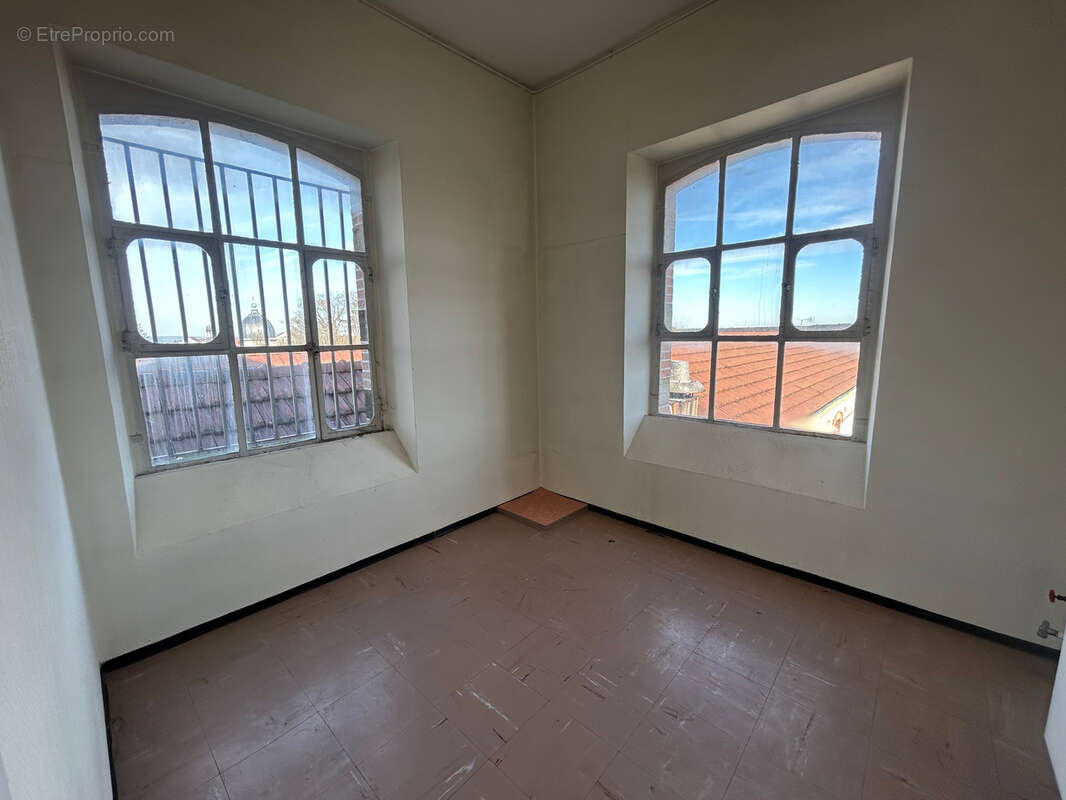 Commerce à CHAUMONT