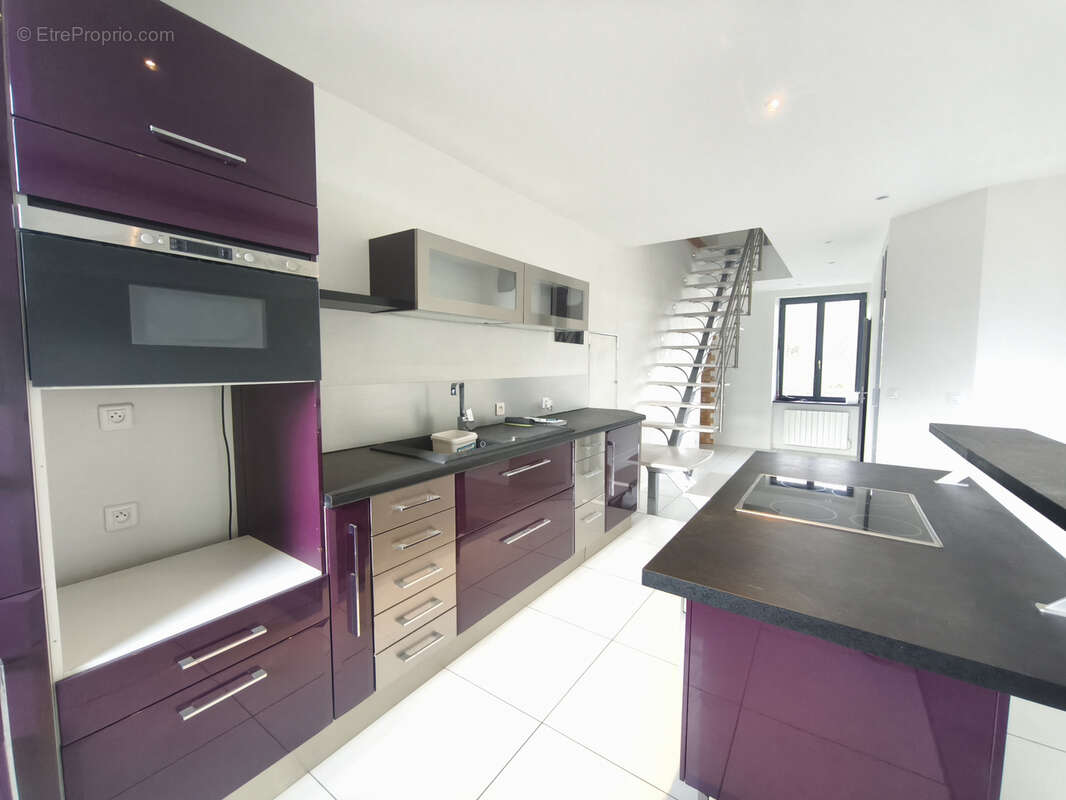 Appartement à MONTAGNY