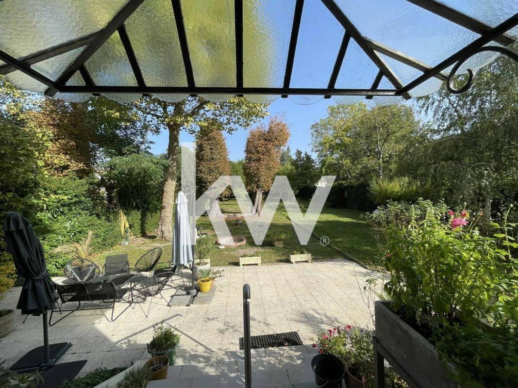 Maison à MONTMORENCY