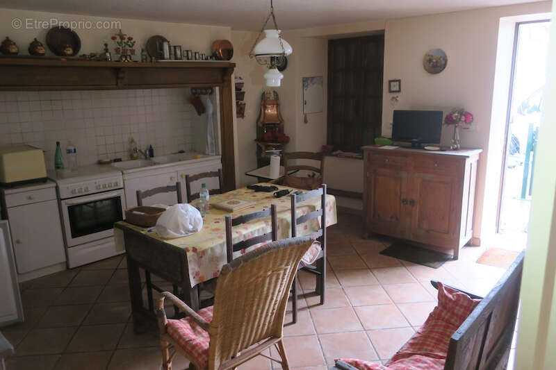 Maison à PLEAUX