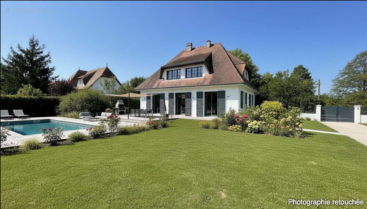 Maison à AMAYE-SUR-ORNE