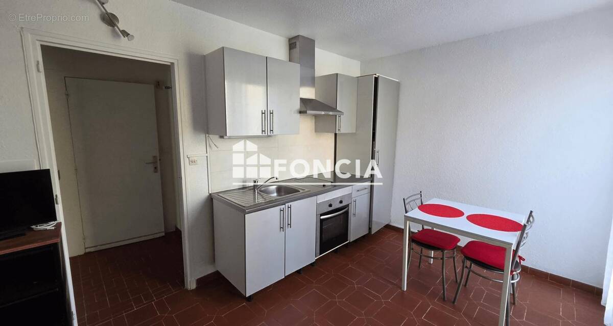 Appartement à GREOUX-LES-BAINS