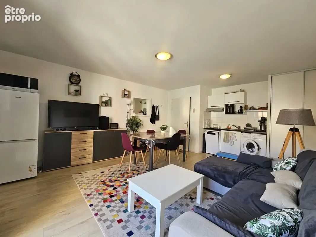 Appartement T2 - Balcon - Parking - photo 2