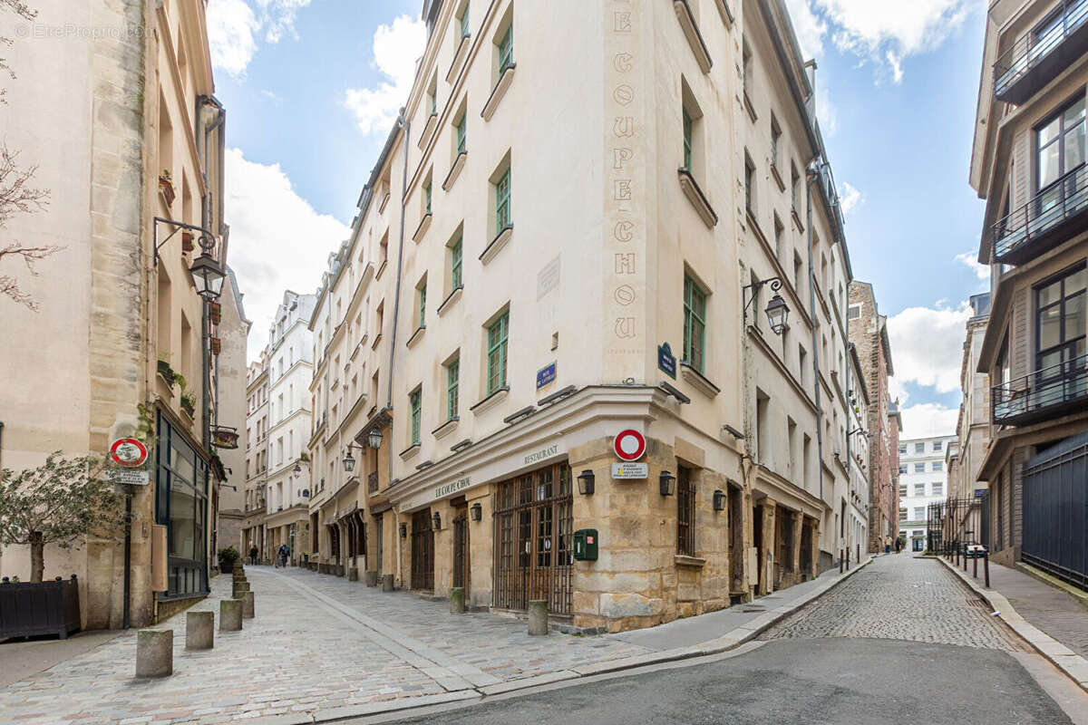 Appartement à PARIS-5E