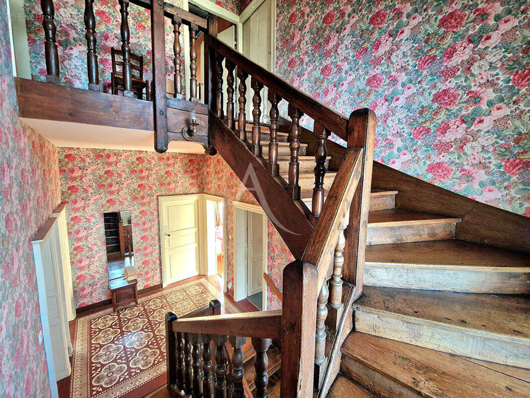 Maison à CHATEAUNEUF-SUR-SARTHE