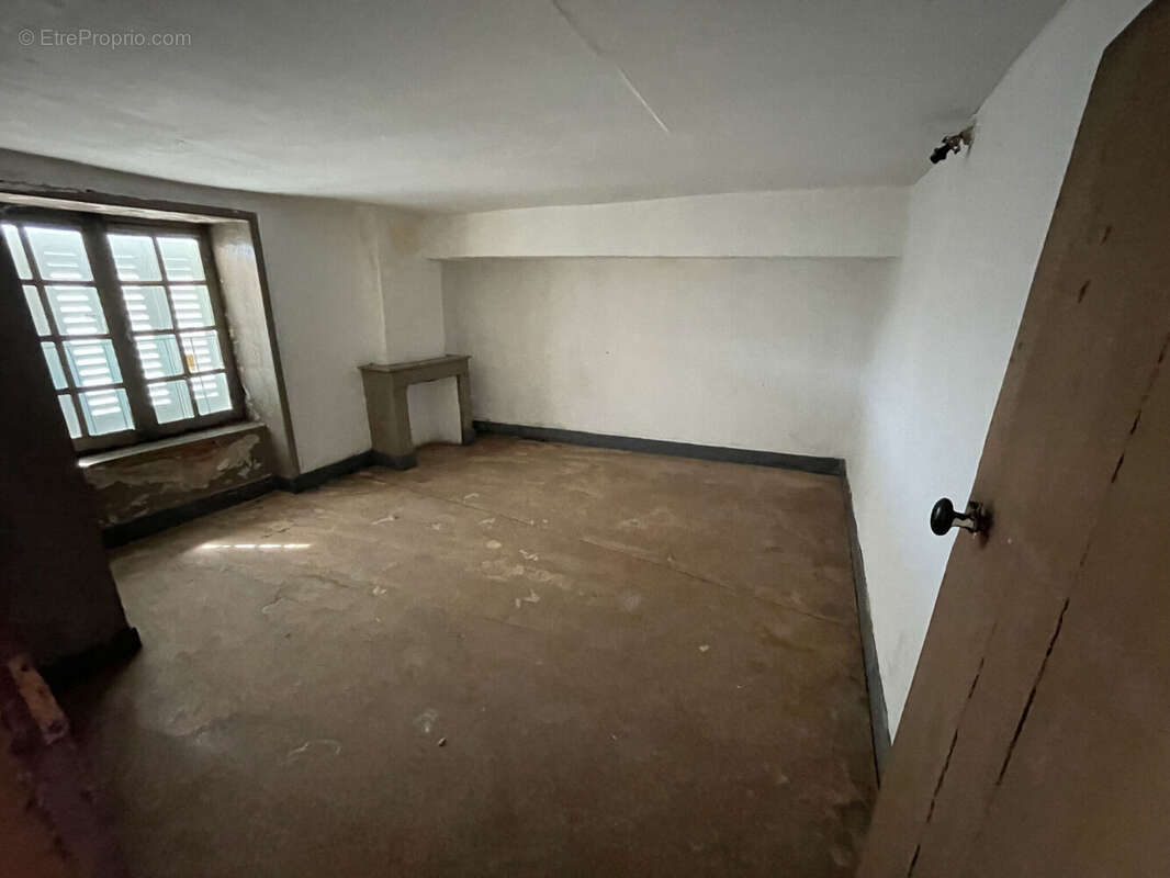 Photo 6 - Appartement à AMPLEPUIS