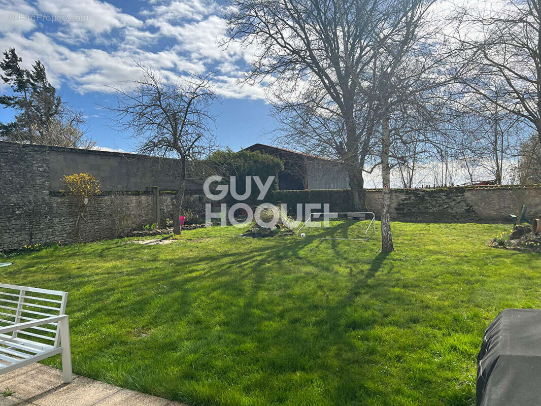 Maison à MILLY-LA-FORET