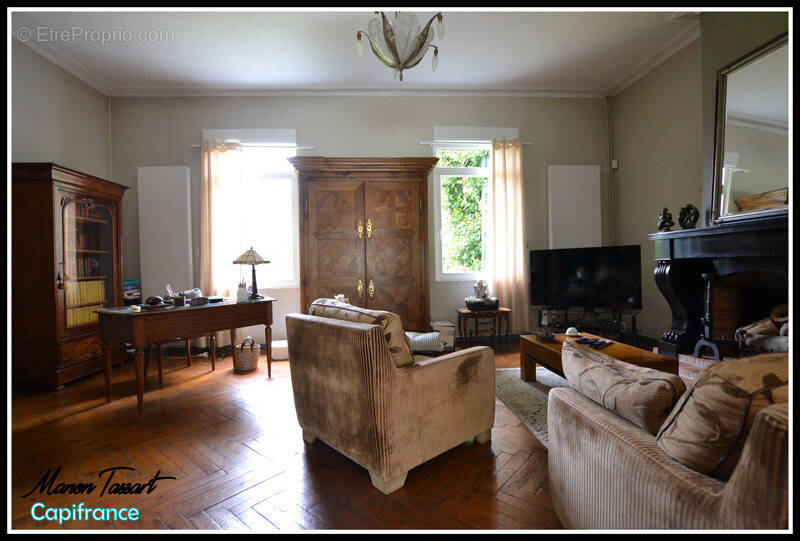 Maison à CONDE-SUR-L'ESCAUT