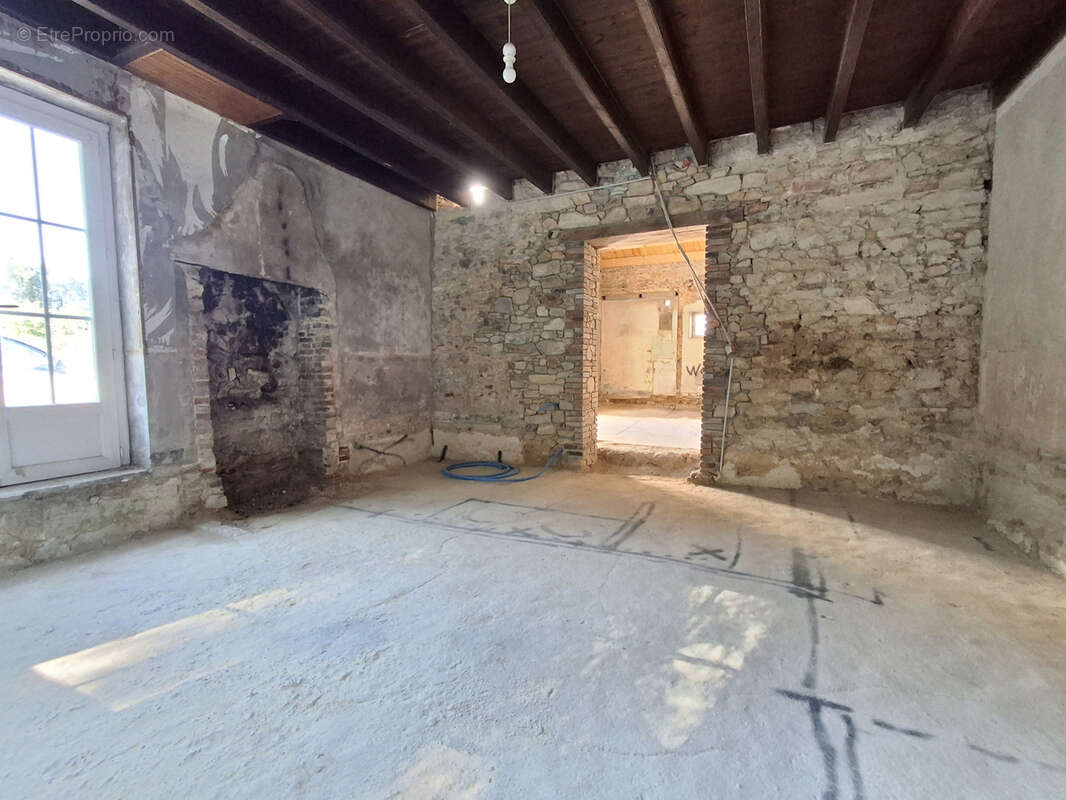 Maison à SAINTE-FLORENCE