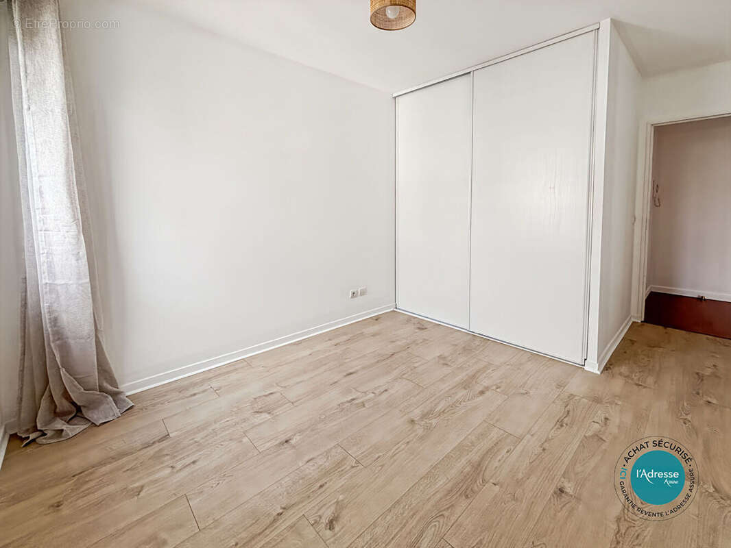 Appartement Corbeil Essonnes 2 pièce(s) 40 m2 - photo 2