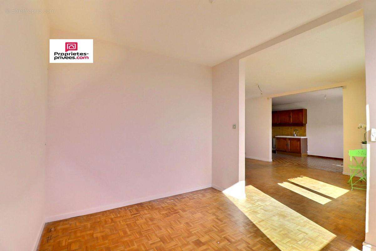 Appartement à MARSEILLE-12E