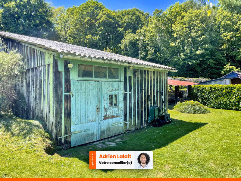 Maison à BERSAC-SUR-RIVALIER