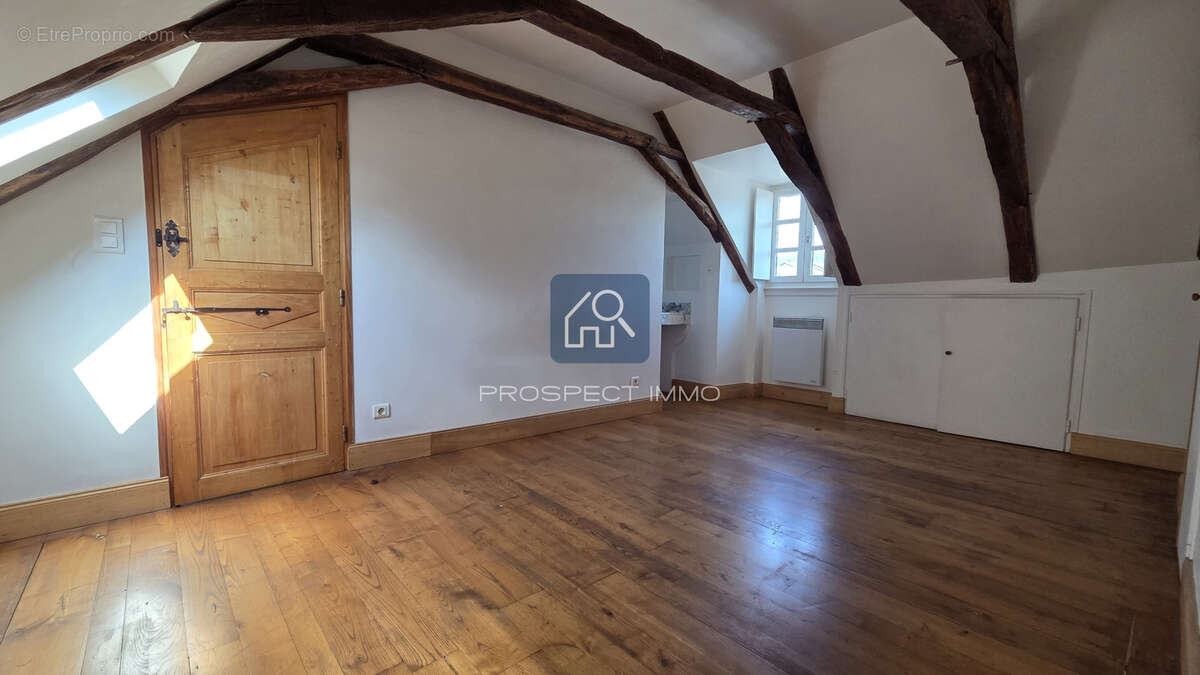Appartement à ESPALION