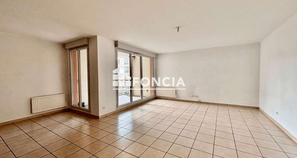 Appartement à LYON-9E