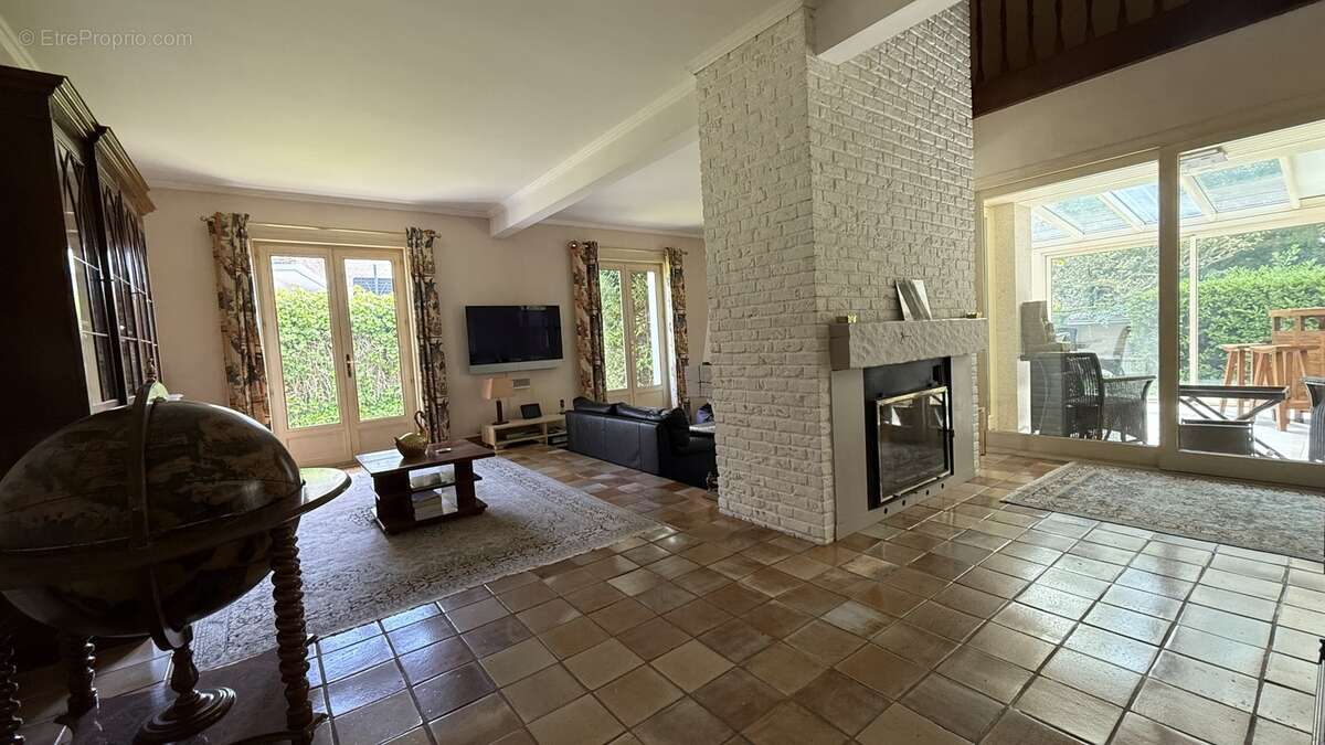 n°3 - Maison à SAINT-LEONARD