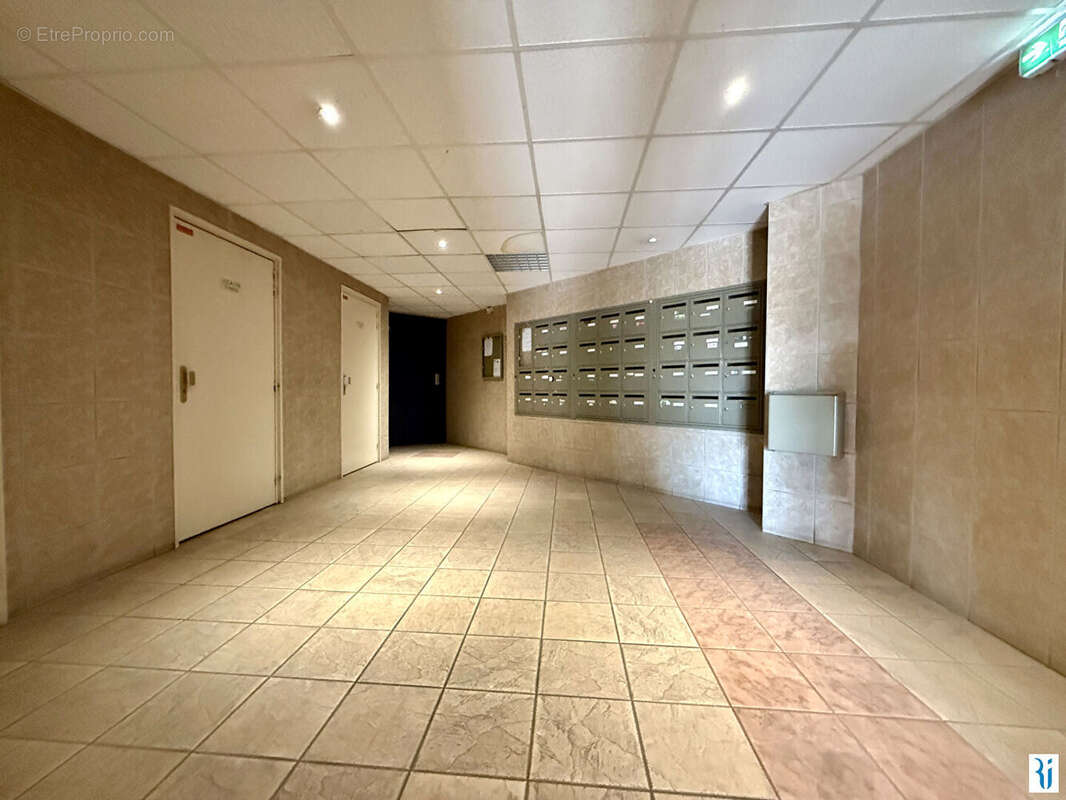 Rouen centre - photo 10