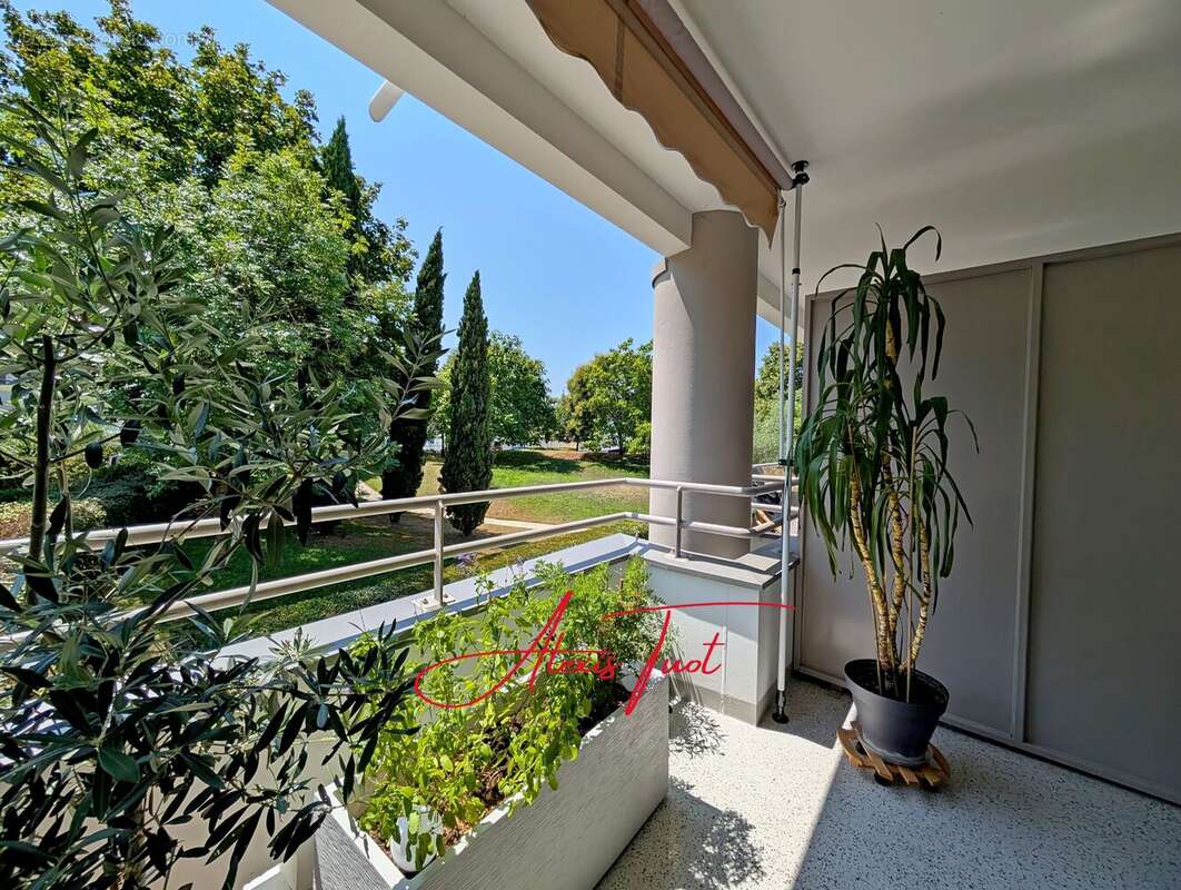 Appartement 56 m² à Ambares-Et-Lagrave  - photo 3