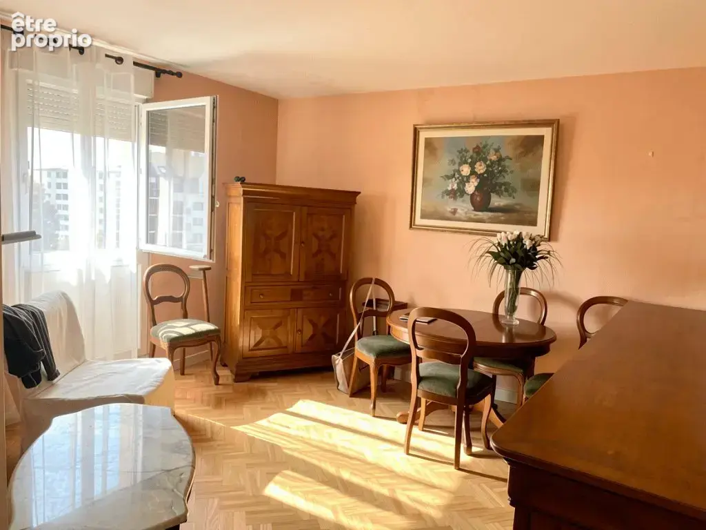 Photo Appartement à Creteil au prix de 182 000€