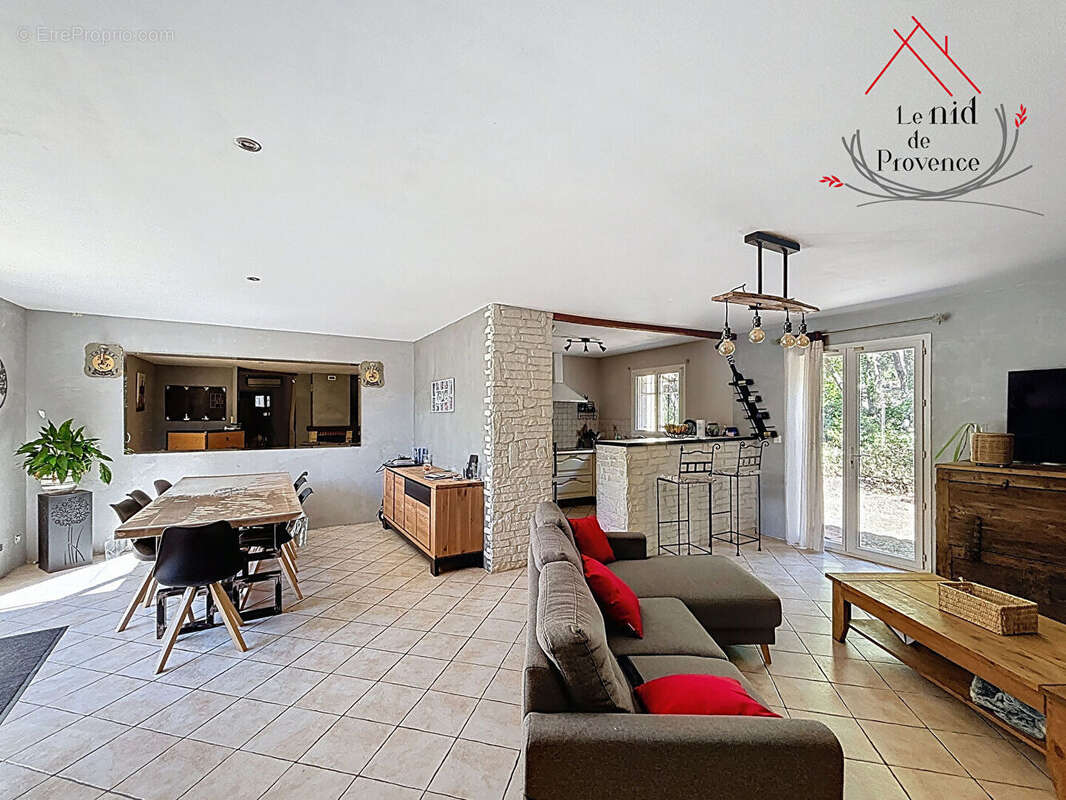 Maison à LAGARDE-PAREOL