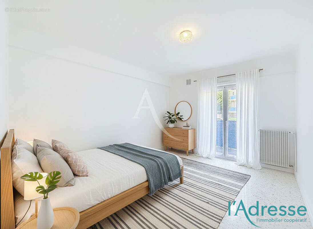 Appartement à MANDELIEU-LA-NAPOULE
