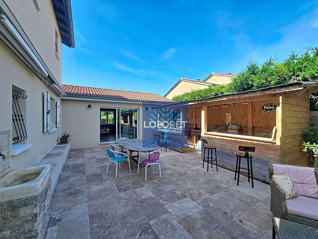 Villa 121m² avec piscine à Assieu - photo 5