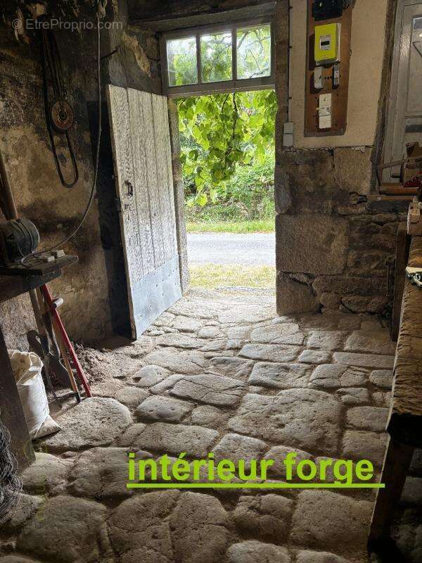 Maison 120 m² à Issoudun-Letrieix  - photo 16