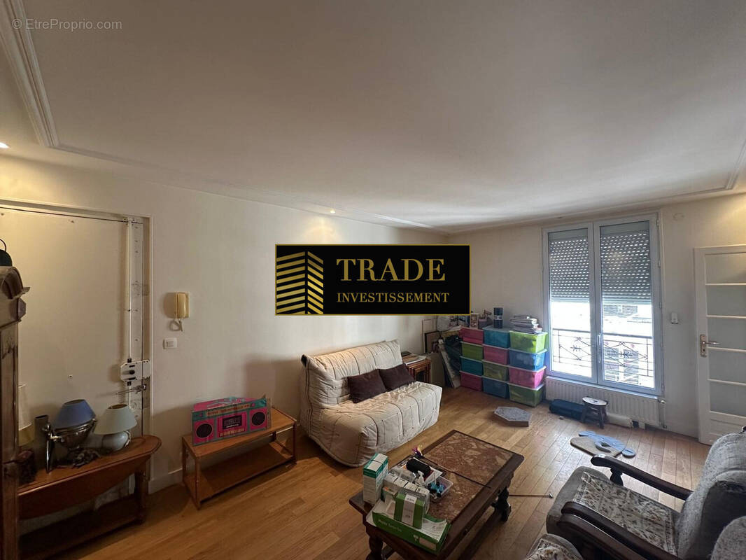 Appartement à PARIS-8E