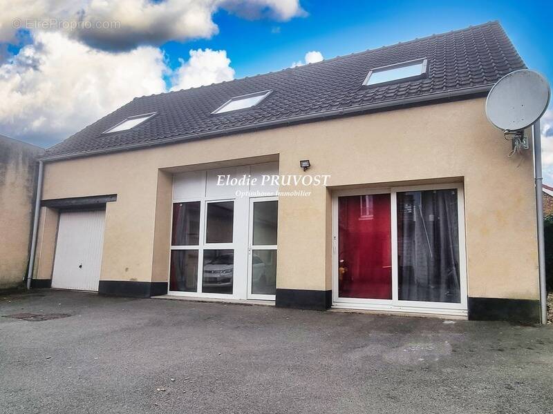 Maison à BRUAY-LA-BUISSIERE