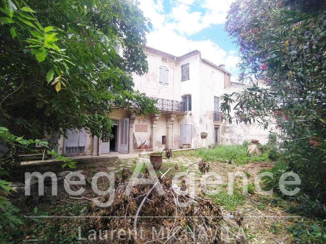 Maison à VILLENEUVE-LES-BEZIERS