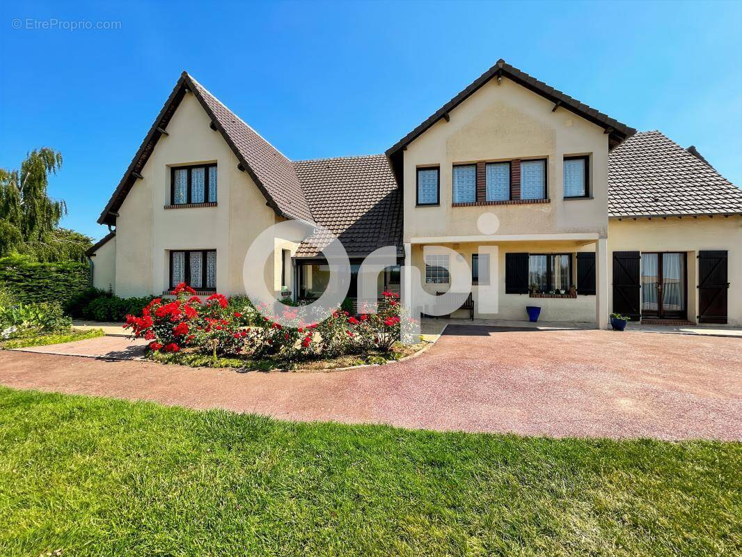 Maison à PACY-SUR-EURE