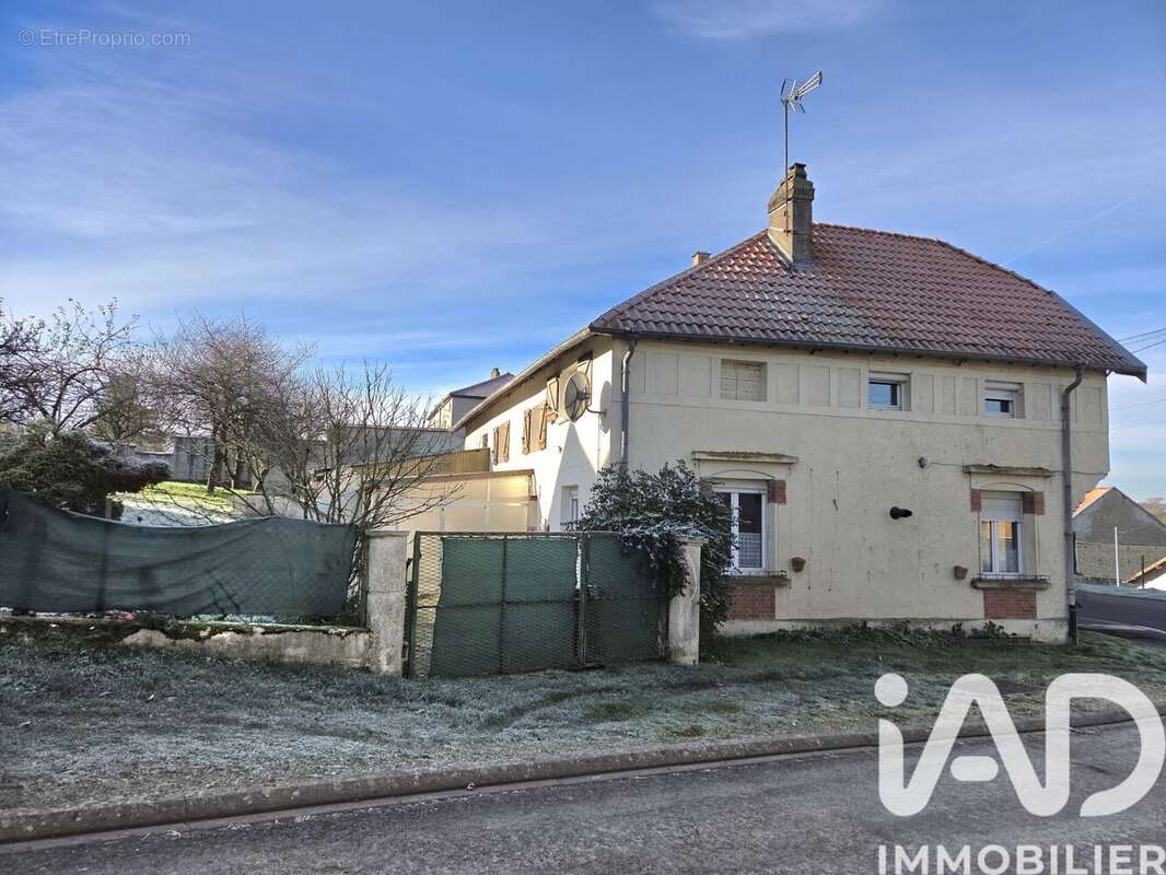 Photo 2 - Maison à VILLE-DEVANT-CHAUMONT