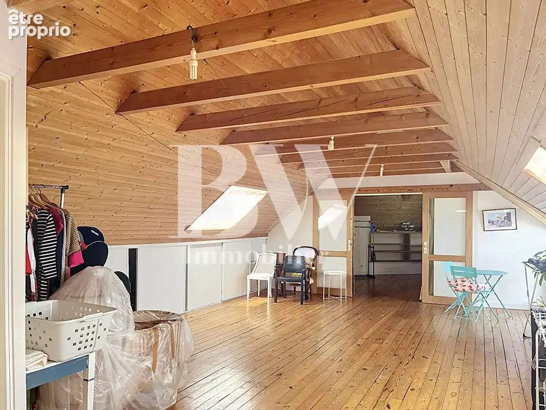 Cléder - Ensemble immobilier de 706 m² avec fonds de commerce inclus  Centre-bourg, commune du littoral - REF : FM620 - photo 9