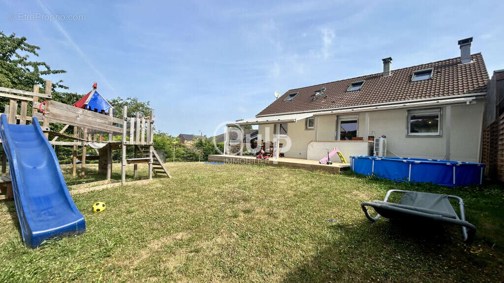 Semi plain pied - individuel - 4 chambres - jardin - sous sol complet - photo 2