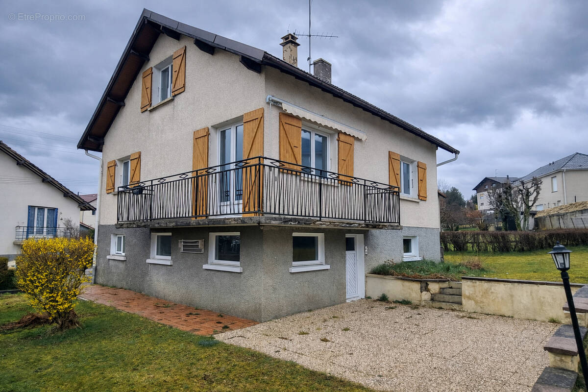 Maison à LE RUSSEY