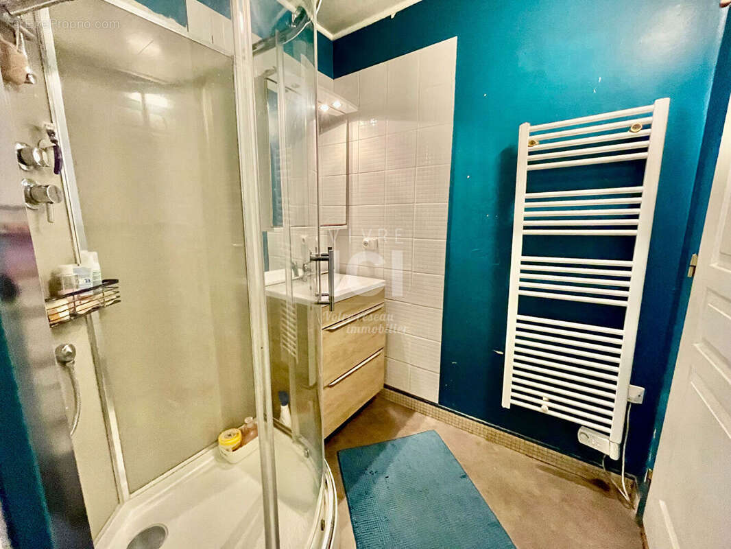 Longere - 65m² - 2 chambres - bourg- locataire en place - photo 6