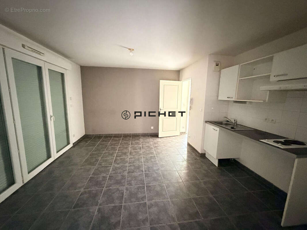 Appartement à MARTIGNAS-SUR-JALLE
