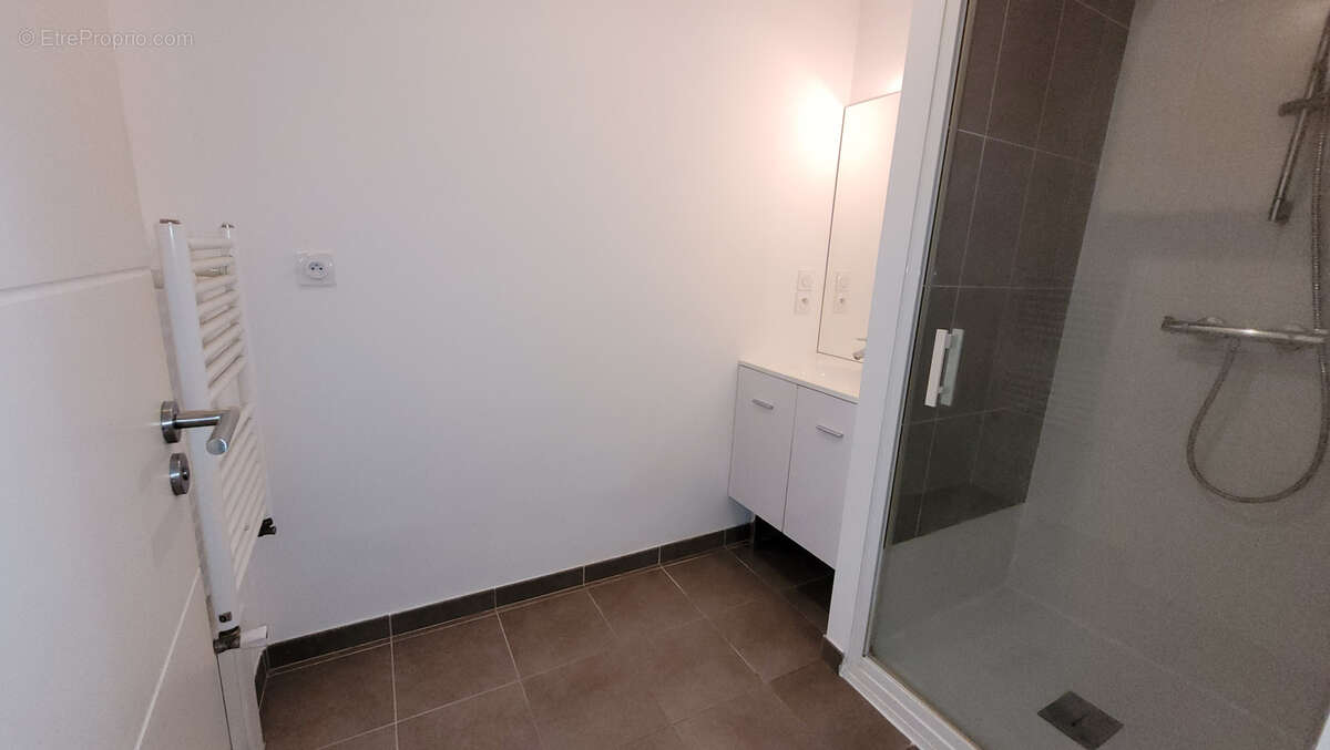 Appartement à LES SORINIERES