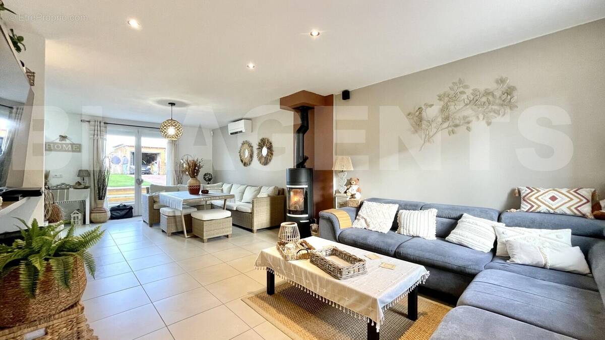 IMG_1050 - Maison à COULOMMIERS