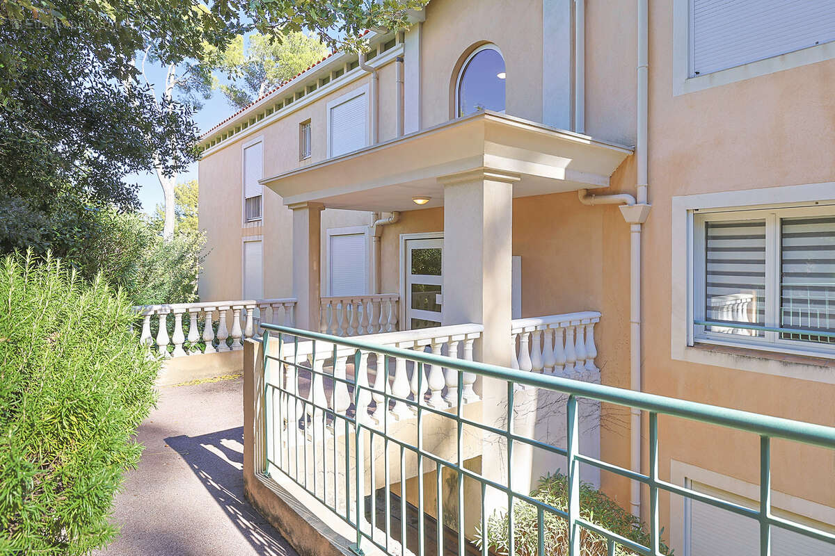 Appartement à HYERES