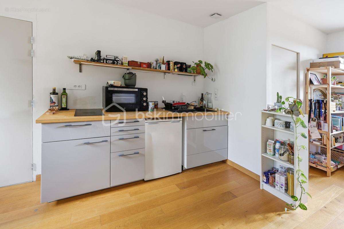 Nantes Ouest – Ensemble immobilier atypique de 236 m² avec deux maisons et studio indépendant - photo 14