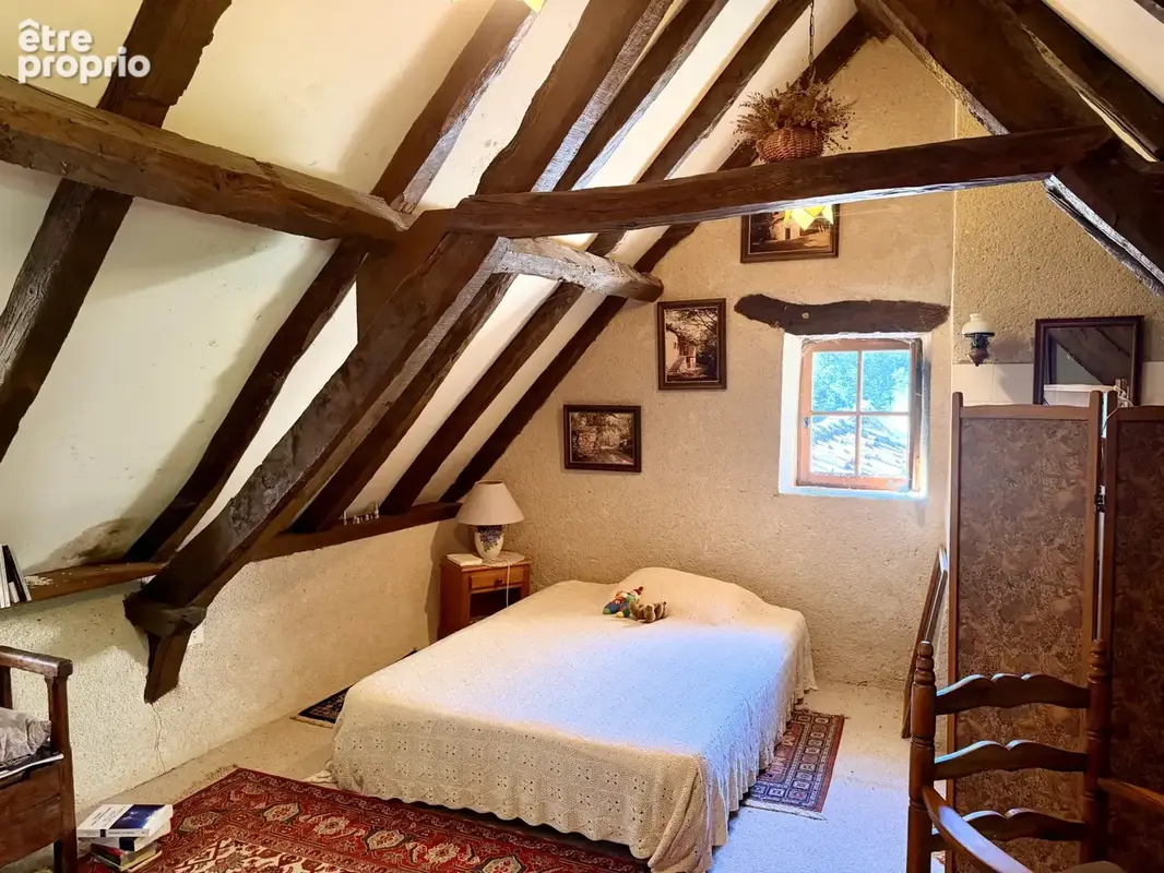 Maison de caractère avec grange et plus de 2,5 ha de terrain - photo 12