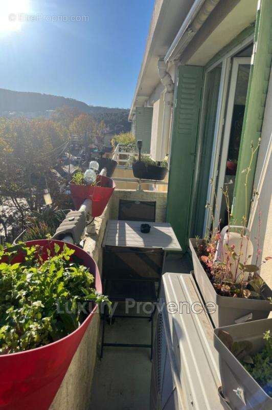 Appartement à AUBAGNE