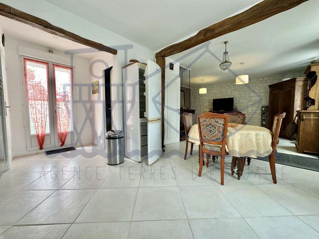 Maison 78 m² à Floirac  - photo 9