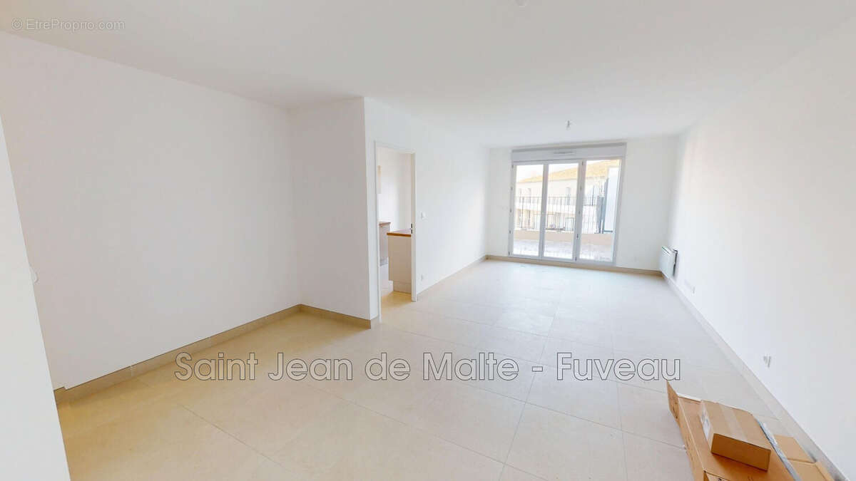 Appartement à TRETS