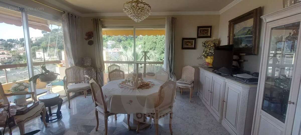 Appartement à MENTON